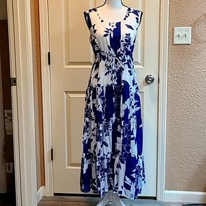 Vasna Desire tiered Midi Dress